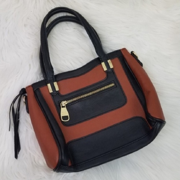 Steve Madden Handbags - STEVE MADDEN Brown & Black Handbag Tassel Purse